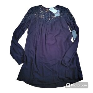 💕Forever 21‎ dress with laced shouders